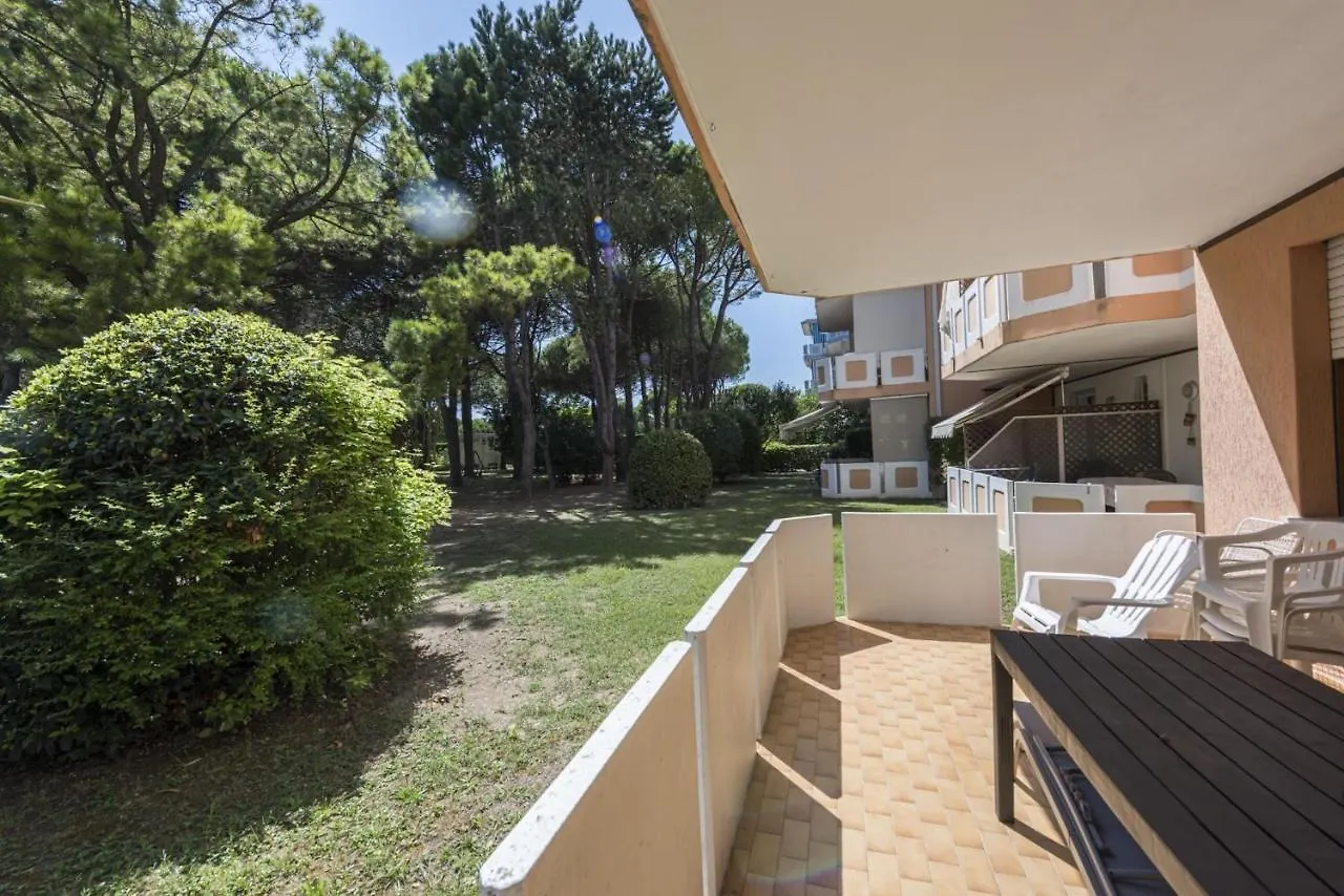 Studio In A Complex With 3 Swimming Pools Bibione Apartment